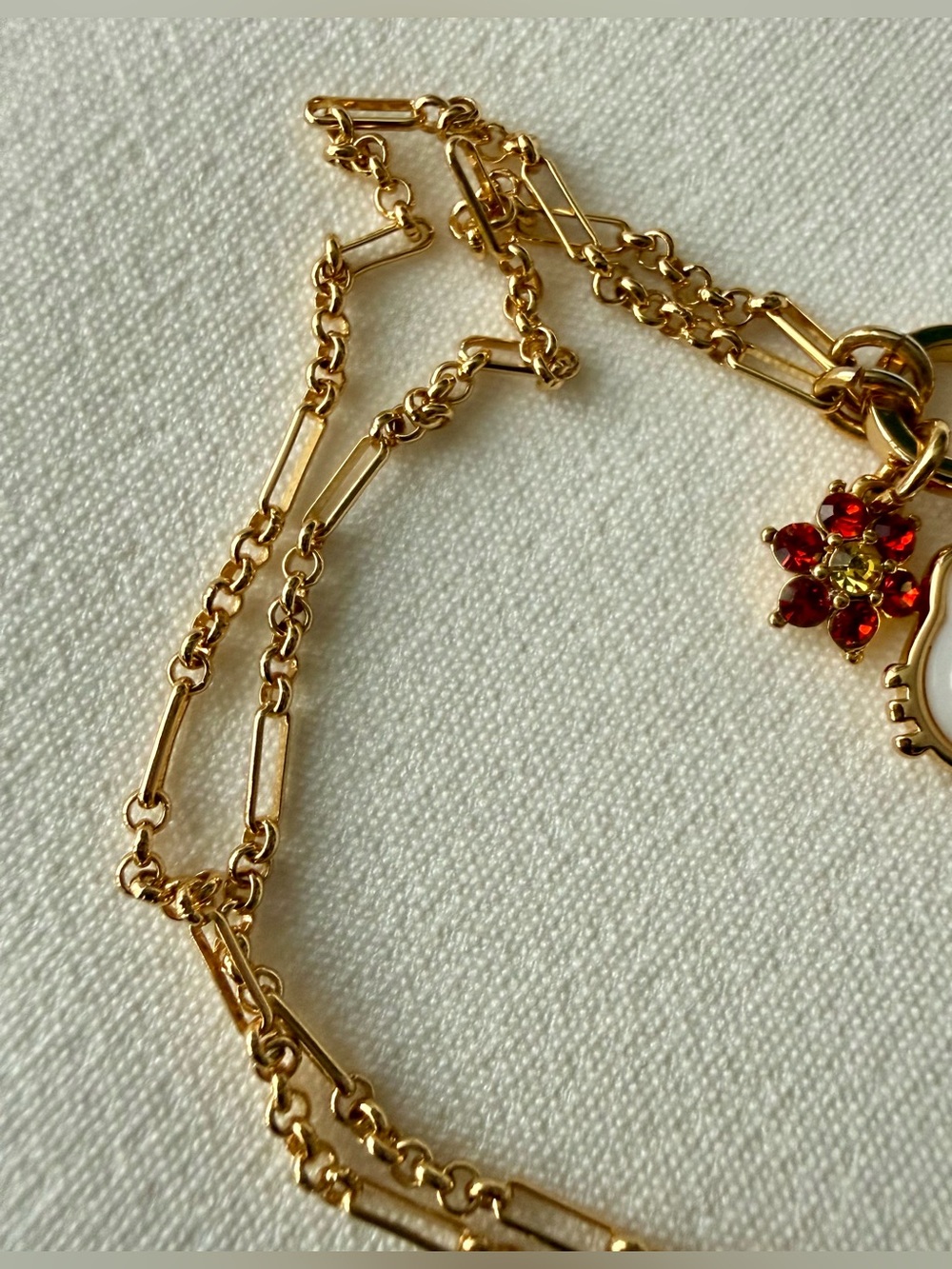 Kate Spade x Hello Kitty Necklace - Picture 5 of 6